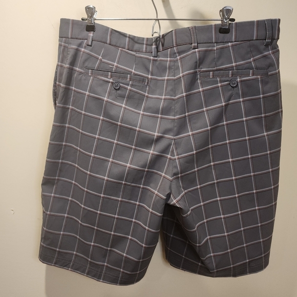 Cypress Club Performance Grey plaid chino Golf shorts size 38 - Picture 5 of 10